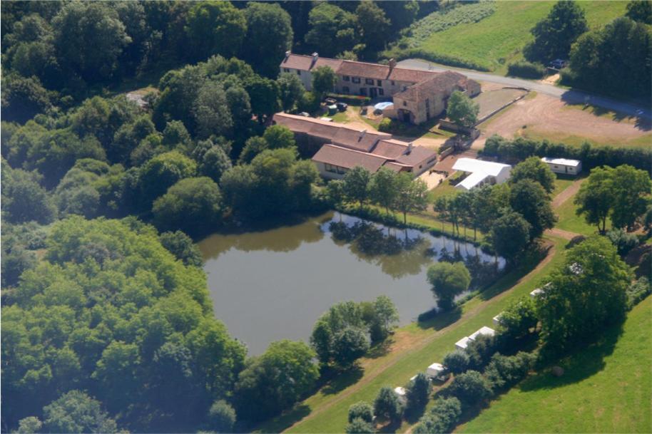 Logis De L'Aubonniere Hotel Chaille-sous-les-Ormeaux Eksteriør billede
